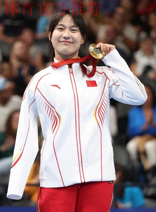 蒋裕燕当记者啦！